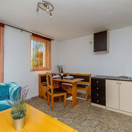 Apartments Elisabeth Μεντουλίν Εξωτερικό φωτογραφία