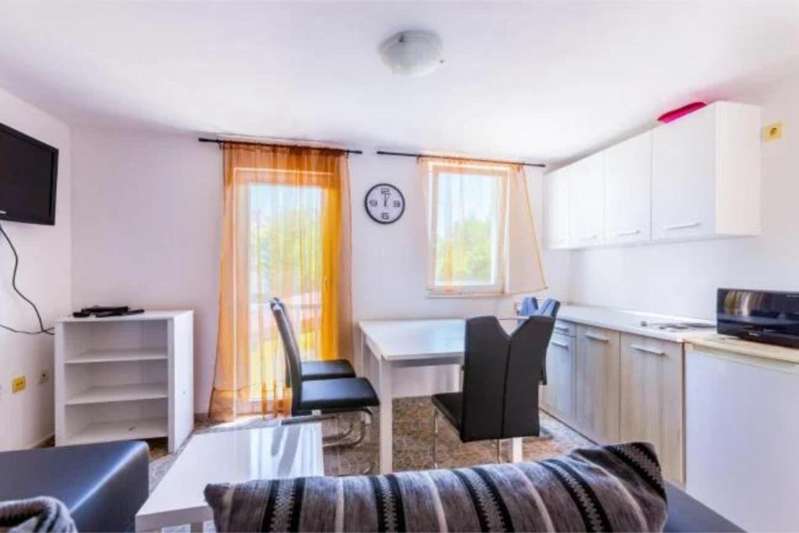 Apartments Elisabeth Μεντουλίν Εξωτερικό φωτογραφία