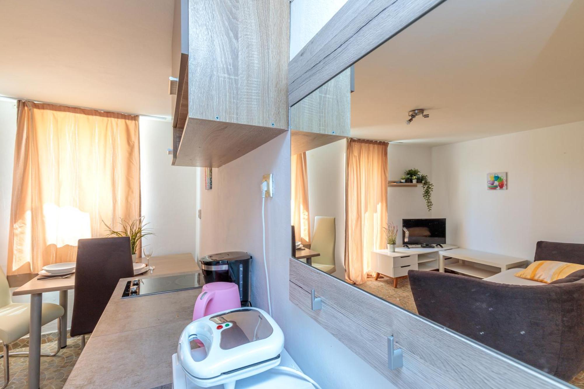 Apartments Elisabeth Μεντουλίν Εξωτερικό φωτογραφία