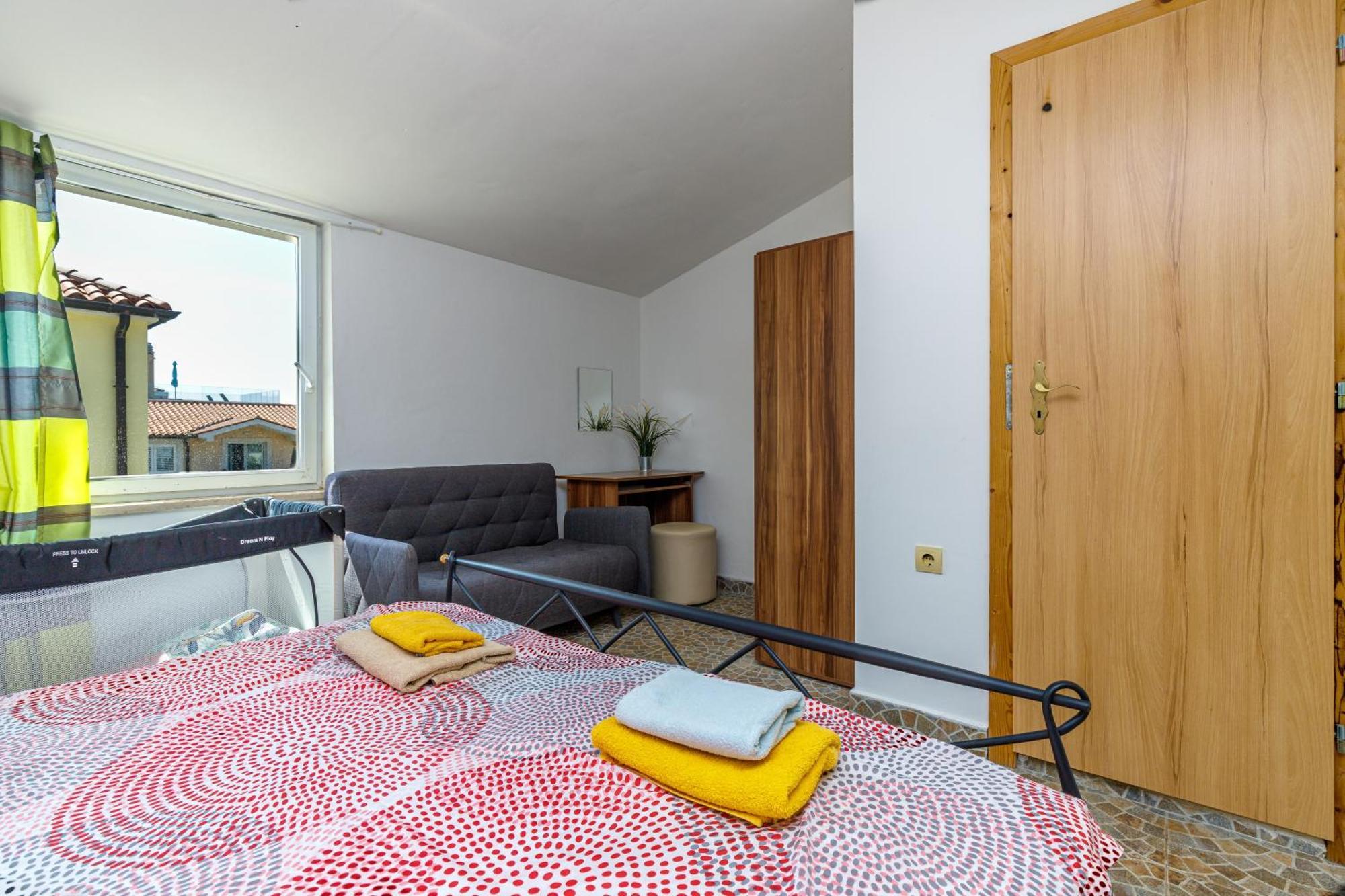 Apartments Elisabeth Μεντουλίν Εξωτερικό φωτογραφία